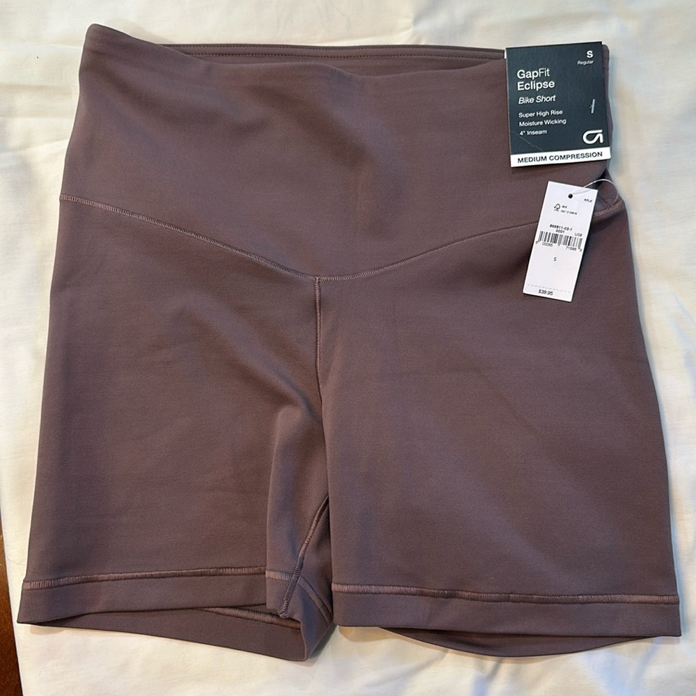 NWT GapFit shorts